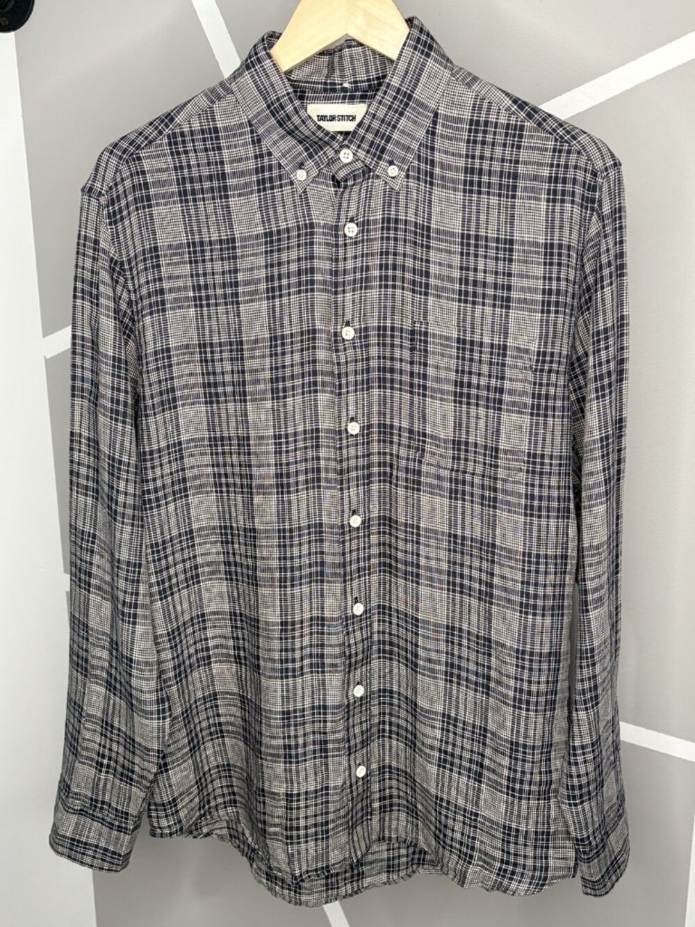 Taylor Stitch Button Down Shirt The Jack 40 M Navy Plaid Linen Minimalist